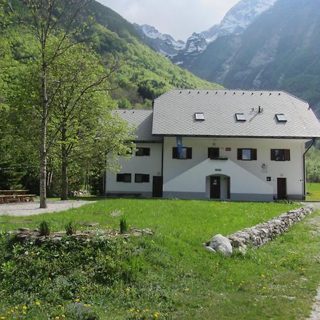 Hostel Pus Bavsica Log pod Mangartom Exterior foto